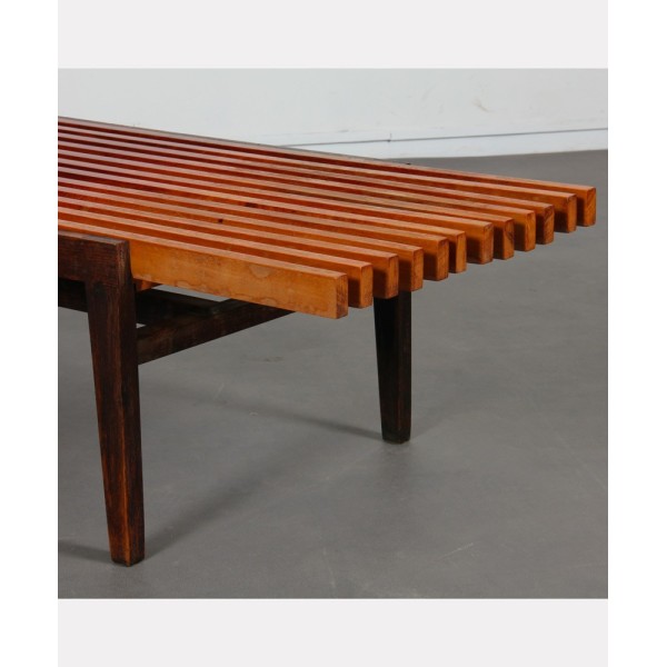 Table basse à lattes d'Europe de l'Est, František Mezulanik - Design d'Europe de l'Est