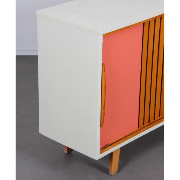 Commode, fabrication tchèque, pour Drevopodnik Brno, 1965 - Design d'Europe de l'Est