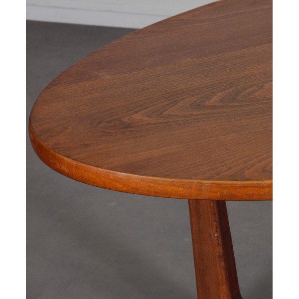 Czechoslovakian oval table Venesa for Dřevotvar, 1970s - Eastern Europe design