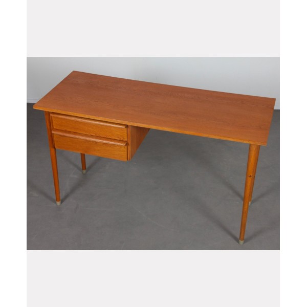 Wooden desk produced by Drevozpracujici podnik, 1960s - 