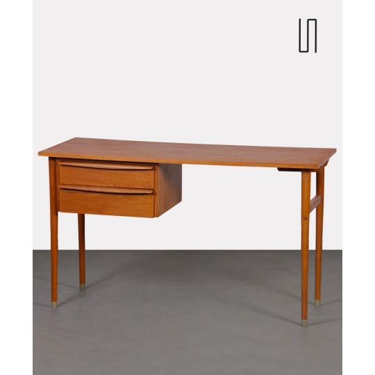 Wooden desk produced by Drevozpracujici podnik, 1960s