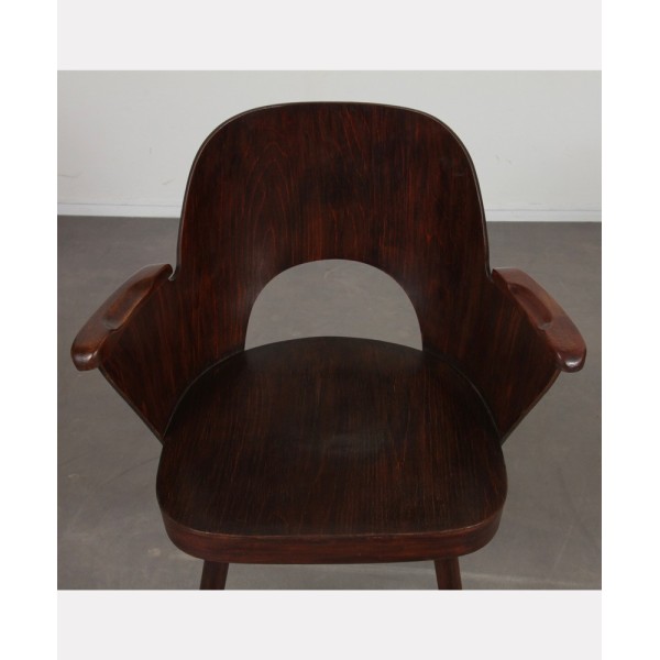 Wooden armchair by Lubomir Hofmann for Ton, 1960s - 