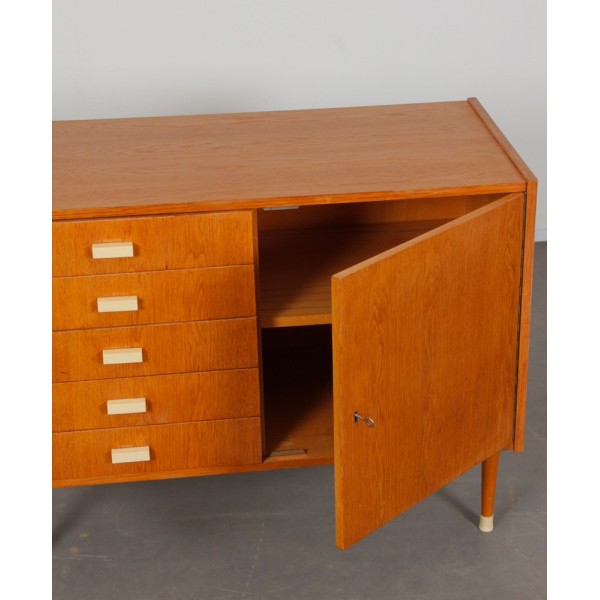 Petite commode éditée par Zapadoslovenske Nabytkarske Zavody, 1963 - Design d'Europe de l'Est