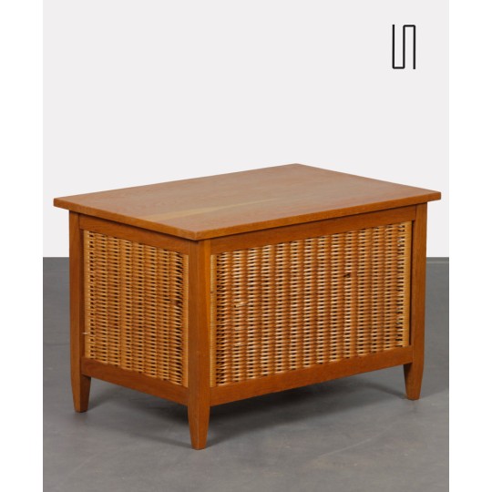 Table basse coffre en osier éditée par Uluv, 1960