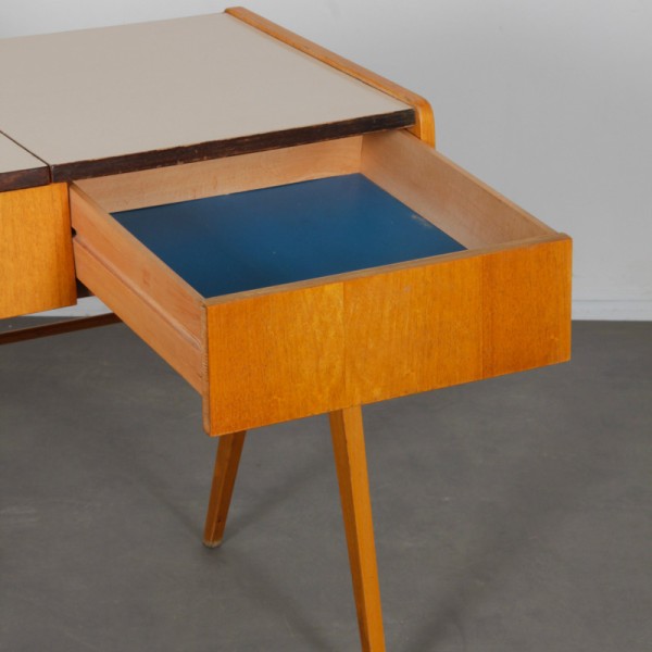 Bureau vintage attribué à Frantisek Jirak, 1970