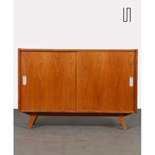 Commode en chêne, modèle U-452, par Jiroutek pour Interier Praha, 1960 - 