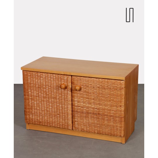 Petite commode en rotin éditée par Uluv dans les années 1970