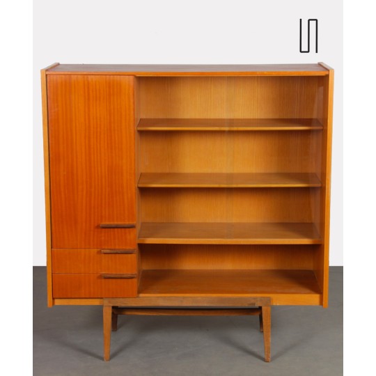 Armoire par Frantisek Mezulanik pour UP Zavody, 1960 - 