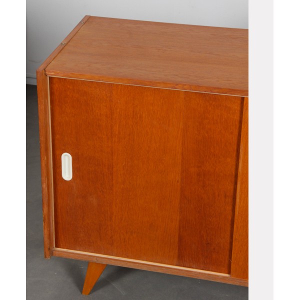 Oak chest, model U-452, by Jiri Jiroutek for Interier Praha, 1960s - 