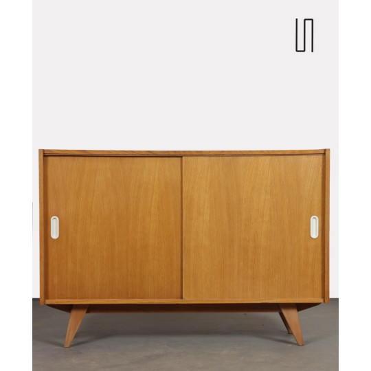 Commode en chêne, modèle U-452, par Jiroutek pour Interier Praha, 1960 - 