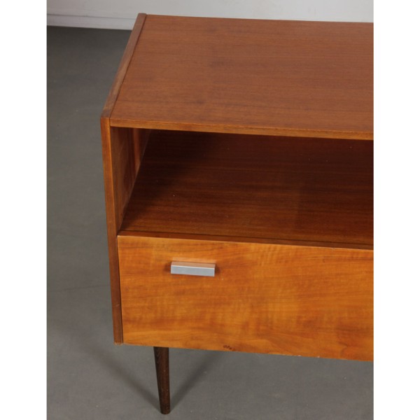 Commode vintage en bois éditée par UP Zavody, 1960 - Design d'Europe de l'Est