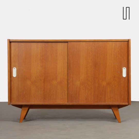 Oak chest, model U-452, by Jiri Jiroutek for Interier Praha, 1960s - 