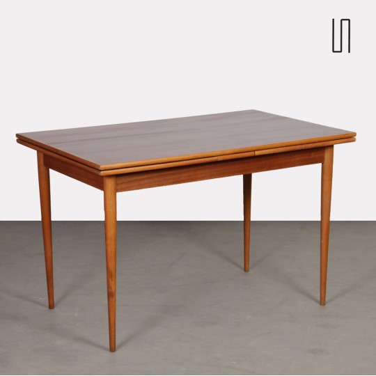 Table de repas éditée par le fabricant Drevotvar, 1960 - Design d'Europe de l'Est