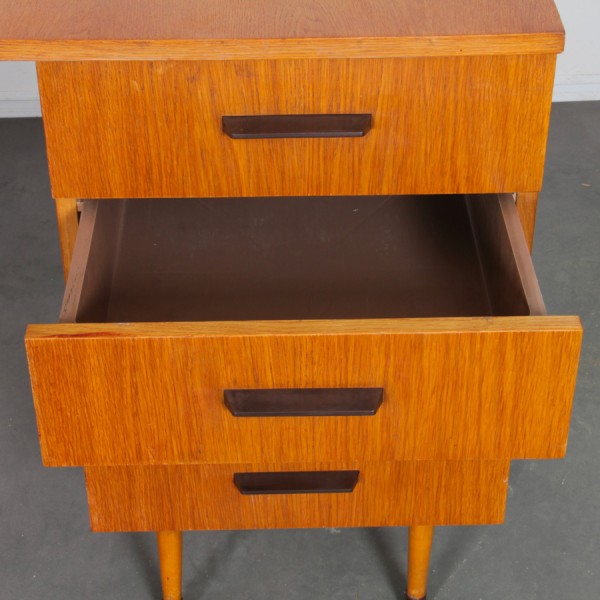 Bureau vintage en bois par UP Zavody vers 1960 - Design d'Europe de l'Est