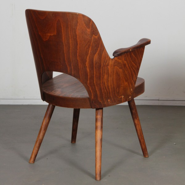 Fauteuil en bois par Lubomir Hofmann pour Ton, 1960 - 