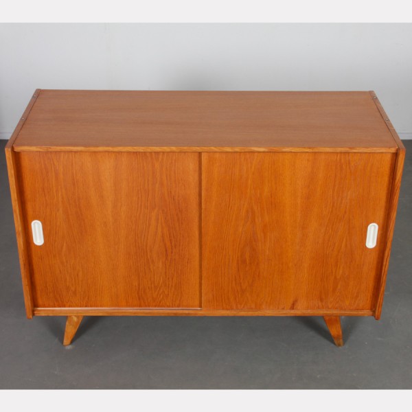 Oak chest, model U-452, by Jiri Jiroutek for Interier Praha, 1960s - 