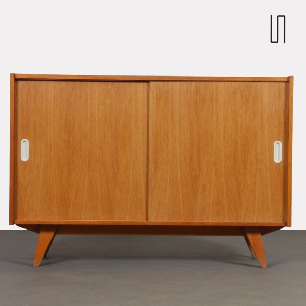 Oak chest, model U-452, by Jiri Jiroutek for Interier Praha, 1960s - 