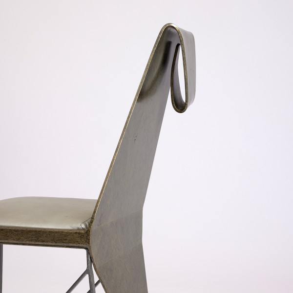 Suite de 5 chaises Olta par Yves de la Tour d'Auvergne, 1989 - 