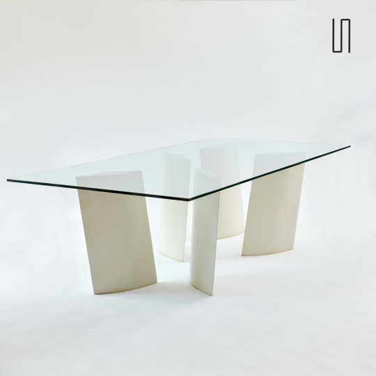 Table Ellipse Pise par Yves de la Tour d'Auvergne, 1994 - 