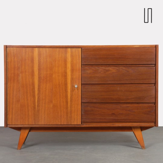 Rangement vintage en chêne par Jiri Jiroutek, modèle U-458, 1960 - Design d'Europe de l'Est