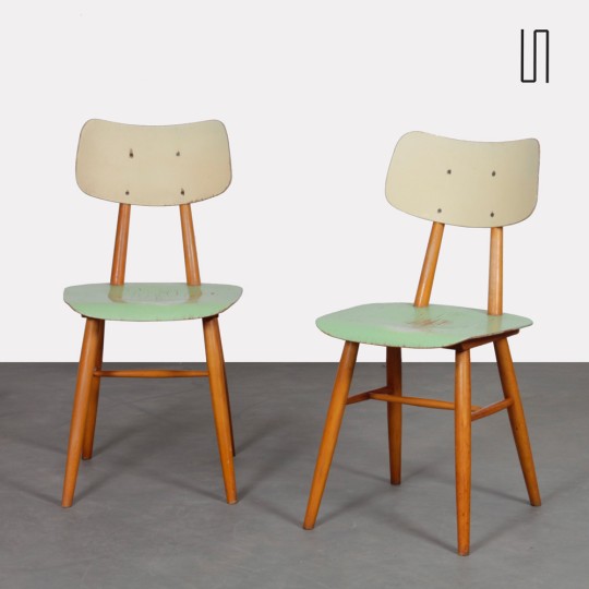 Paire de chaises vertes pour Ton, 1960 - Design d'Europe de l'Est