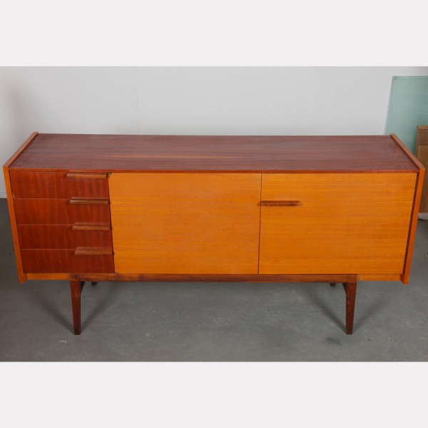 Enfilade vintage par Frantisek Mezulanik pour UP Zavody, 1960 - Design d'Europe de l'Est