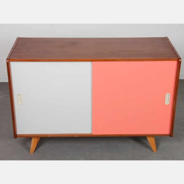 Commode rose et blanche par Jiri Jiroutek, modèle U-452 vers 1960 - Design d'Europe de l'Est