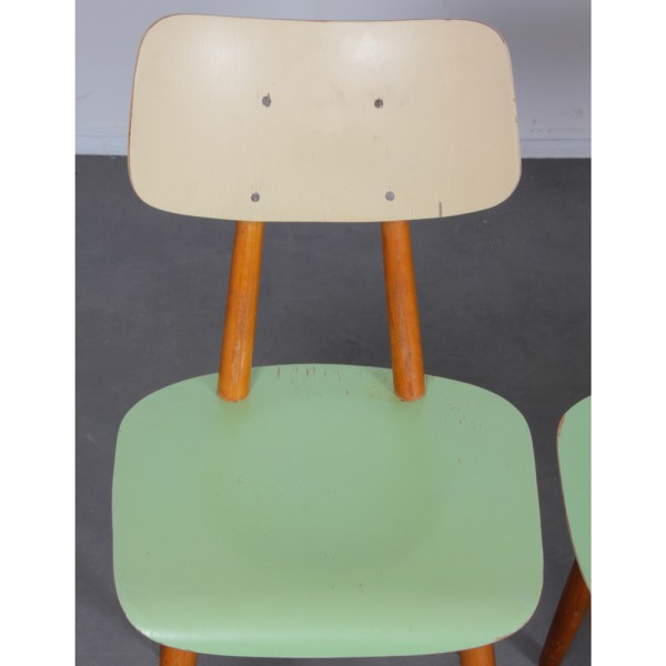 Suite de 3 chaises produites par Ton dans les années 1960 - Design d'Europe de l'Est