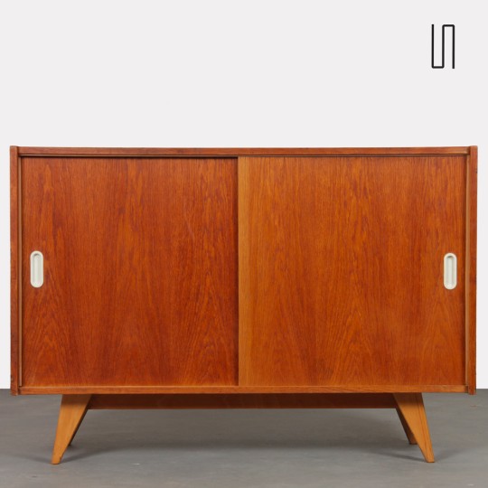 Commode en chêne, modèle U-452, par Jiroutek pour Interier Praha, 1960 - 