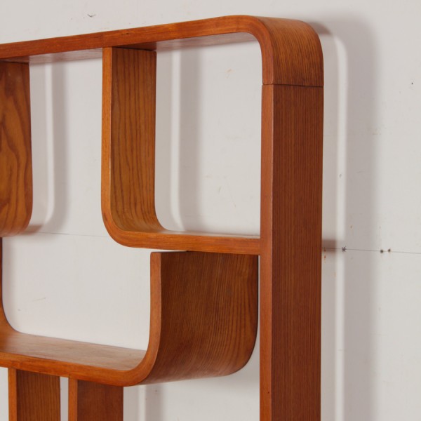 Etagère murale en bois par Ludvik Volak pour Drevopodnik Holesov, 1960 - Design d'Europe de l'Est
