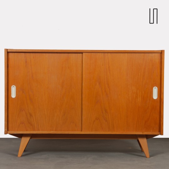 Oak chest, model U-452, by Jiri Jiroutek for Interier Praha, 1960s - 