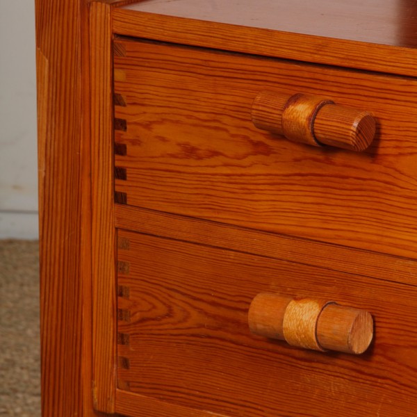 Bureau en pin date des années 1980 - 