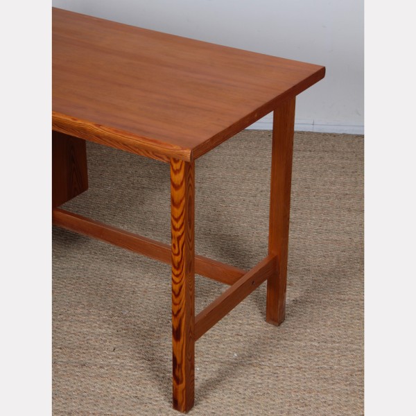 Bureau en pin date des années 1980 - 