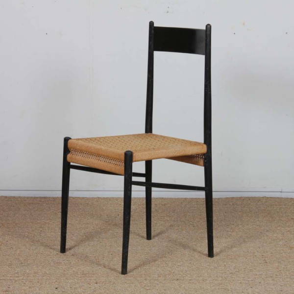 Suite de 4 chaises italiennes en bois des années 1960 - Design Italien