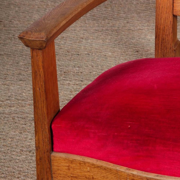 Paire de fauteuils en chêne massif des années 1940 - 