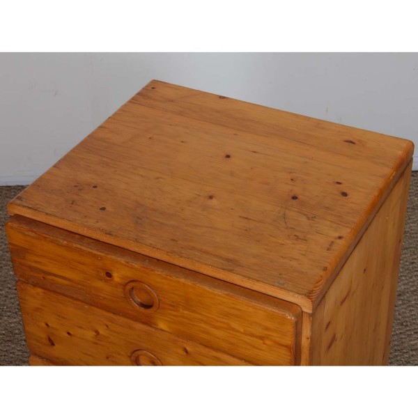 Pine storage unit, selected by Charlotte Perriand for Les Arcs, 1960s - 