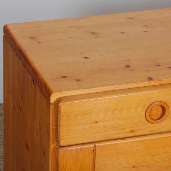 Pine sideboard, selected by Charlotte Perriand for Les Arcs, 1960s - 