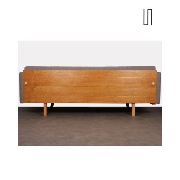 Eastern European sofa produced by Drevopodnik Holesov, 1960s - Eastern Europe design