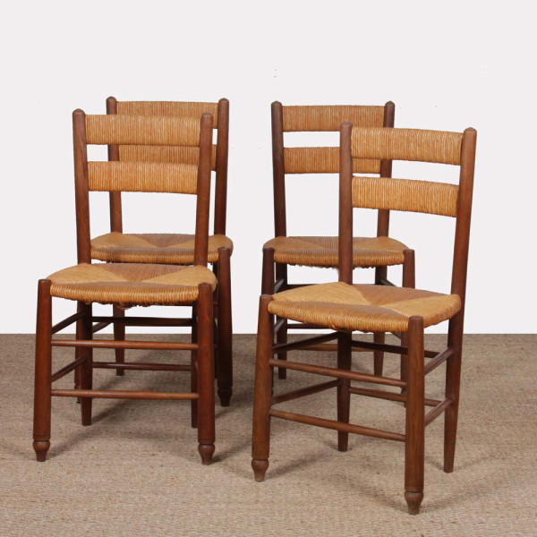 Ensemble de 4 chaises paillées en bois, travail français, 1950 - 