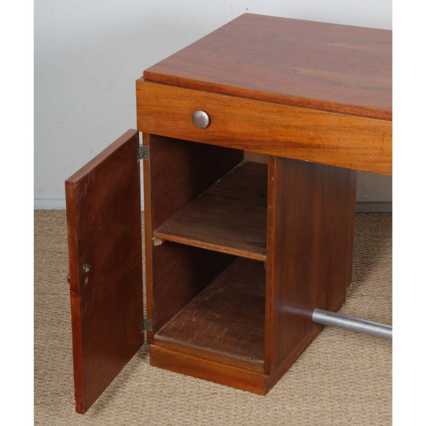 Modernist wooden desk, dating from the 1940s - 