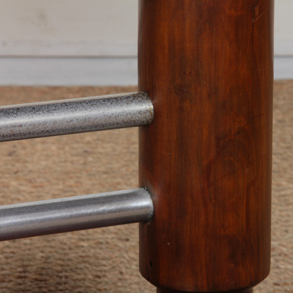 Table basse moderniste en bois et métal chromé, 1930 - 