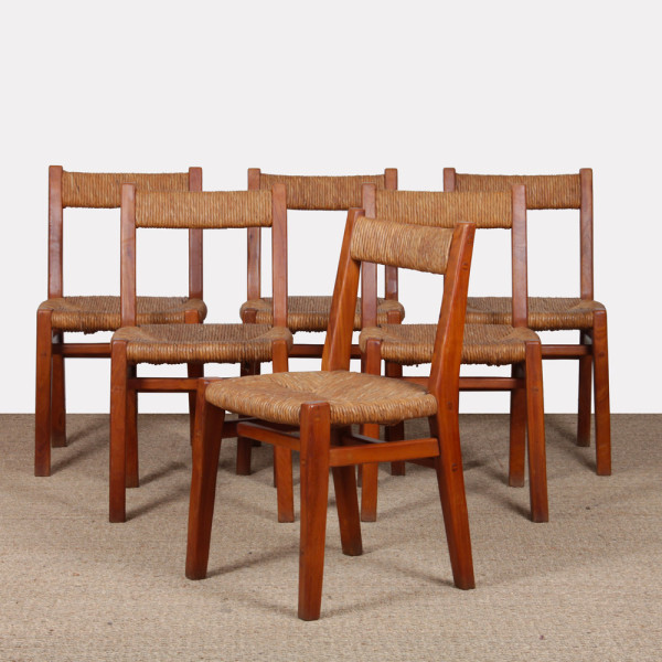 Suite de 6 chaises paillées en orme massif, travail français, 1950 - 