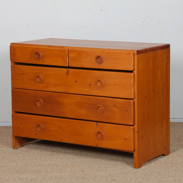 Pine chest of drawers, selected by Charlotte Perriand for Les Arcs, 1960 - 