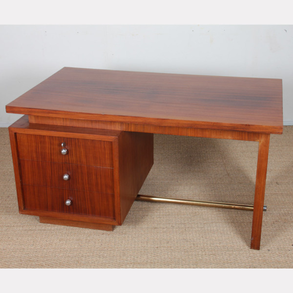 Bureau moderniste en bois, travail des années 1940 - 