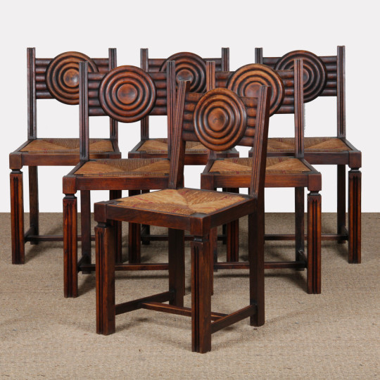 Suite de 6 chaises paillées en bois massif, travail français, 1940 - 