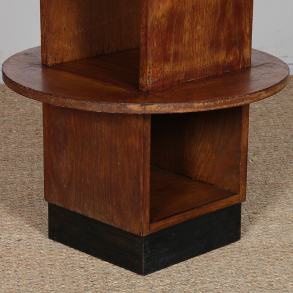 Table d'appoint moderniste dans le goût de Jean Burkhalter, 1930 - 