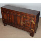 Buffet en chêne et laiton dans le goût de Charles Dudouyt, 1940 - 