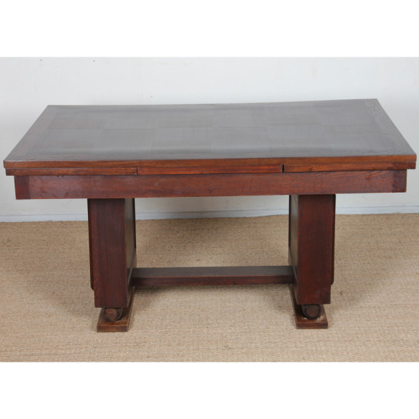 Table de repas dans le goût de Charles Dudouyt, 1940 - 