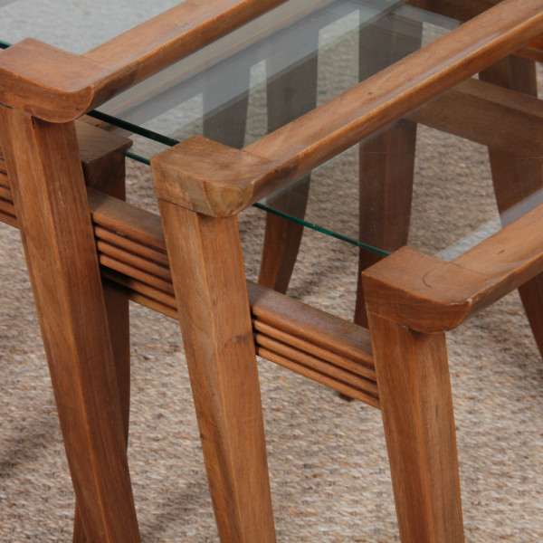 Suite de 3 tables gigognes en noyer par Maxime Old, circa 1940 - 