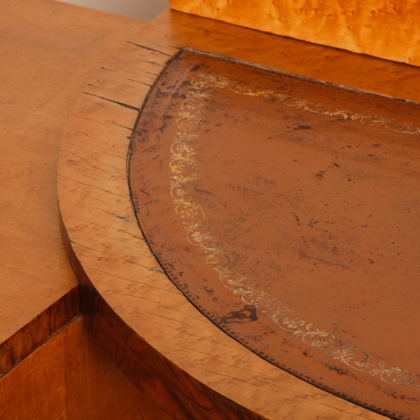 Wooden dressing table/desk, English in style, dating from the 1930s - 